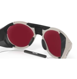 Oakley Clifden Stale Sandbech Signature - Prizm Snow Black Iridium -Titleist Butik Oakley2520Clifden2520Stale2520Sandbech2520Signature2520 2520Prizm2520Snow2520Black2520Iridiump5INGEN2520FARVEKODE108