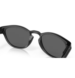 Oakley Latch Matte Black - Prizm Black -Titleist Butik Oakley2520Latch2520Matte2520Black2520 2520Prizm2520Blackp5INGEN2520FARVEKODE460